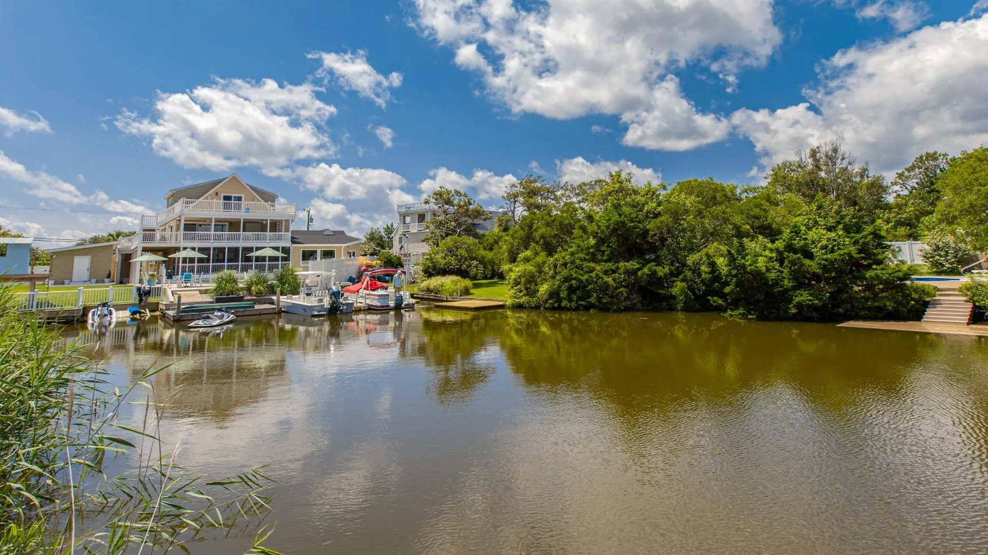 Southern Comfort Virginia Beach 0*,  United States